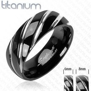 Inel realizat din titan, de culoare neagră - crestături înguste, teşite în nuanţă argintie - Marime inel: 49 imagine
