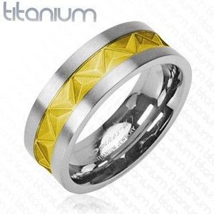 Inel argintiu din titan, cu un ornament auriu - Marime inel: 49 imagine