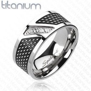 Inel din titan - negru cu argintiu, linie diagonală de zircon - Marime inel: 59 imagine