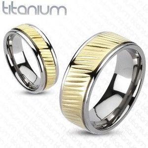 Inel auriu din titan - caneluri diagonale - Marime inel: 49 imagine