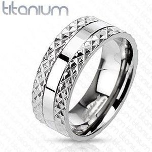 Inel din titan, cu model pe margini - Marime inel: 59 imagine