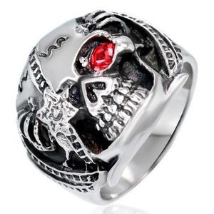 Inel masiv din oțel - craniu de luptător cu zirconiu roșu, patină - Marime inel: 54 imagine