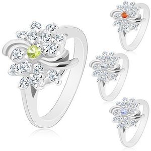 Inel de culoare argintie, floare transparentă colorată în centru, arcade lucioase - Marime inel: 49, Culoare: Mov Deschis imagine