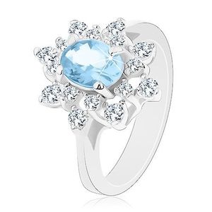 Inel de culoare argintie, zircon oval albastru deschis, petale din zirconiu transparent - Marime inel: 48 imagine