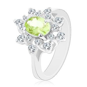 Inel strălucitor de culoare argintie, zirconiu oval verde deschis, petale transparente - Marime inel: 48 imagine