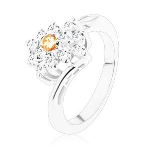 Inel de culoare argintie, alungit cu zirconii portocaliu deschis și transparente - Marime inel: 49 imagine