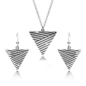 Set din argint 925 - colier și cercei, triunghi inversat cu linii de patină imagine