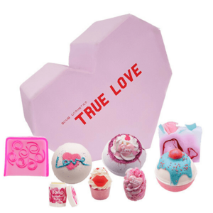 Bomb Cosmetics Set cadou True Love imagine