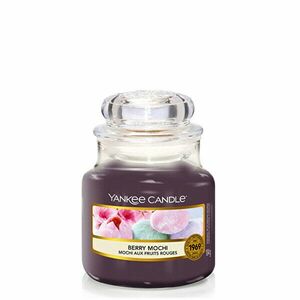 Yankee Candle Lumânare aromatică Classic mică Berry Mochi 104 g imagine