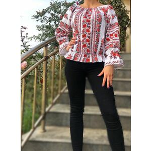 Bluza stilizata cu motive traditionale - Daniela imagine