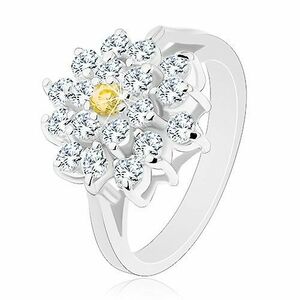 Inel în nuanță argintie, floare mare de zirconii transparente, centru zircon galben - Marime inel: 49 imagine