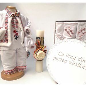 Set Traditional Botez Baiat - Costumas + Trusou + Cutie + Lumanare 4 imagine