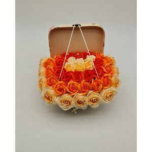Set cadou - Trandafiri sapun - Valiza cu Flori 5 imagine