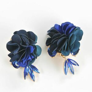 Cercei cu clips si flori albastre imagine