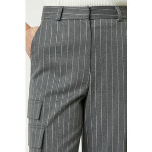 Pantaloni in dungi cu buzunare laterale imagine