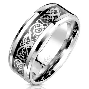 Inel din oțel cu ornamente negre și argintii, 8 mm - Marime inel: 59 imagine