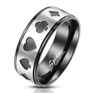 Inel din oțel într-o nuanță negru-argintie – simboluri ale cărților de joc, de poker, 8 mm - Marime inel: 59 imagine