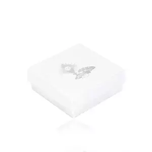 Cutie de bijuterii alb sidefat - model Prima Împărtășanie de culoare argintie imagine