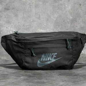 Nike Tech Hip Pack Black/ Black imagine