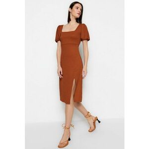 Rochie cu croiala A si slit lateral imagine