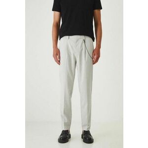 Medicine pantaloni barbati, culoarea gri, cu fason chinos imagine