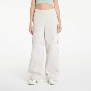 Pantaloni Calvin Klein Jeans Satin Cargo Utility Pant Eggshell imagine