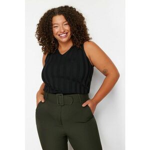 Top plus size cu decolteu in V imagine