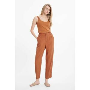 Pantaloni crop din amestec de in imagine