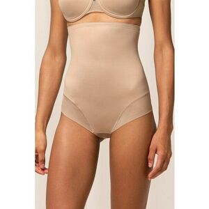 Lenjerie intima Triumph imagine