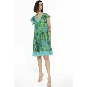 Rochie cu decolteu in V si model tropical imagine