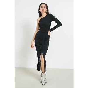 Rochie cu decolteu pe umeri si slit lateral imagine