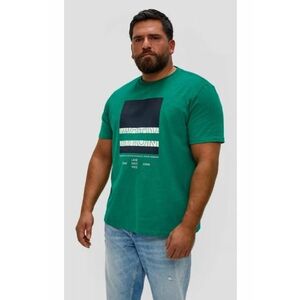 Tricou barbati big size cu decolteu la baza gatului si imprimeu cu logo verde inchis imagine