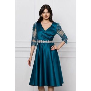 Rochie Ella Collection Adria verde smarald cu dantela si paiete si cordon in talie imagine