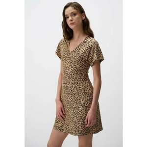 Rochie cu animal print si decolteu in V imagine