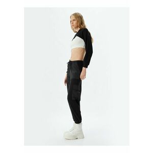 Pantaloni cargo crop imagine