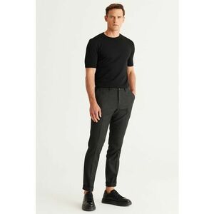 Pantaloni slim fit imagine