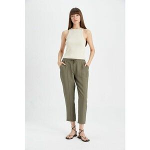 Pantaloni crop cu snur in talie imagine