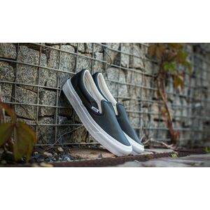 Sneakers Vans OG Classic Slip-On VLT Black imagine