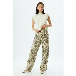 Pantaloni ampli cu animal print imagine