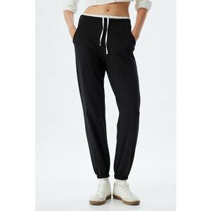 Pantaloni de trening cu buzunare oblice imagine