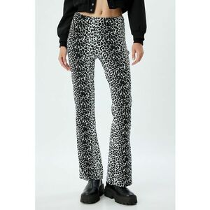 Pantaloni cu animal print imagine