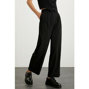 Pantaloni eleganti cu croiala ampla imagine