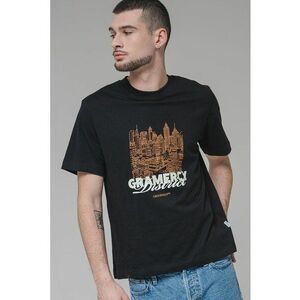 Tricou cu model grafic si decolteu la baza gatului imagine