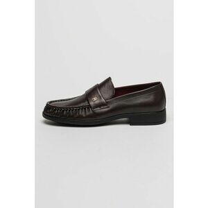 Pantofi loafer de piele cu monograma discreta imagine