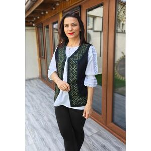 Vesta brodata cu model traditional Alina 23 imagine