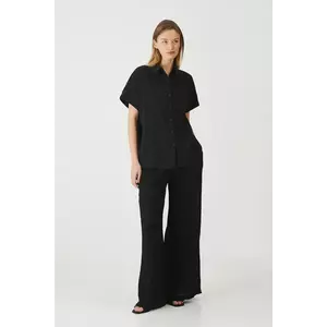 Medicine camasa femei, culoarea negru, cu guler clasic, relaxed imagine