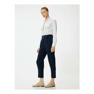Pantaloni crop cu croiala conica si curea in talie imagine