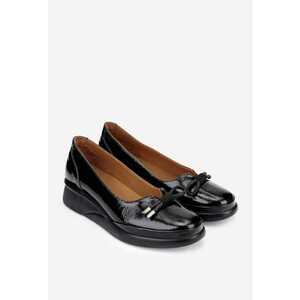 Pantofi dama din piele lacuita neagra imagine