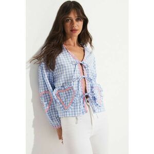 Bluza cu aplicatii in forma de inima imagine