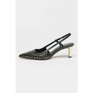 Pantofi din piele cu anouri metalice imagine